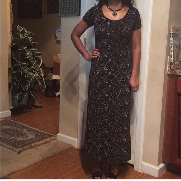 2 dresses - Picture 14 of 17